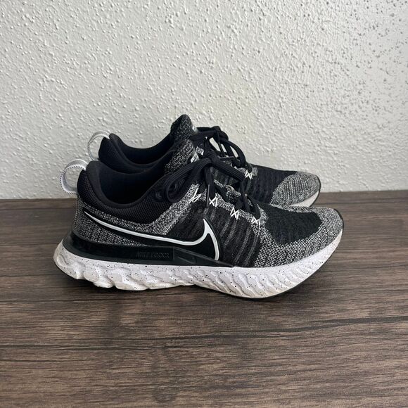 Nike React Infinity Run FK 2 Oreo Black White Athletic Running Shoes Womens 6.5 - Picture 1 of 8